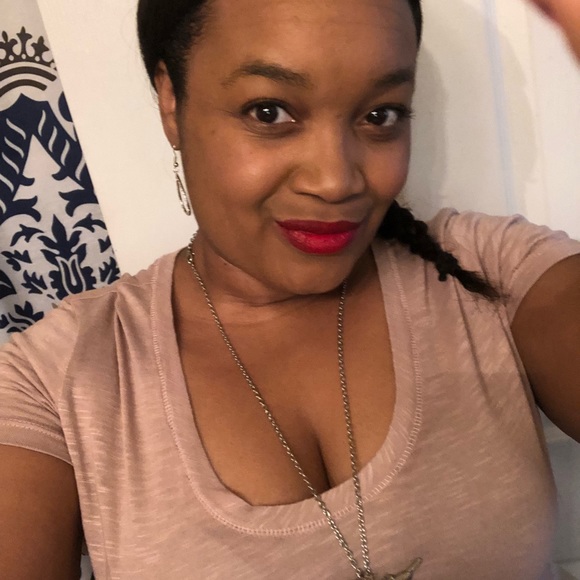 ❤️Posh Ambassador❤️ 🌸Meetyour Posher, Ayana - Picture 6 of 6